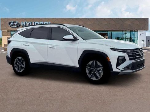 New 2026 Hyundai Tucson SEL FWD image 10