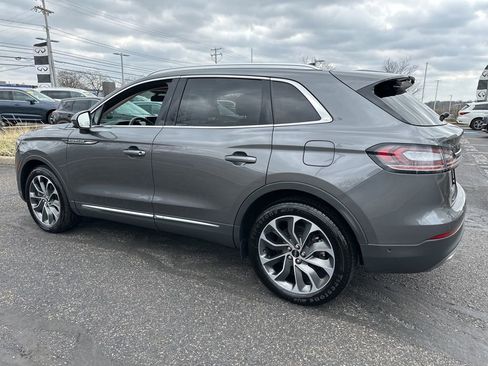 Used 2022 Lincoln Nautilus Reserve w/ Equipment Group 201A AWD/4WD image 5