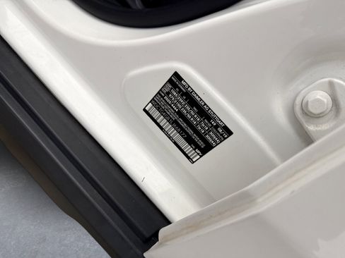 Used 2020 Mercedes-Benz GLA 250 4MATIC image 20