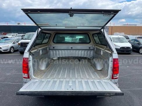 Used 2013 GMC Sierra 1500 W/T AWD/4WD image 7
