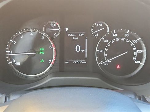 Used 2020 Lexus GX 460 Premium image 12