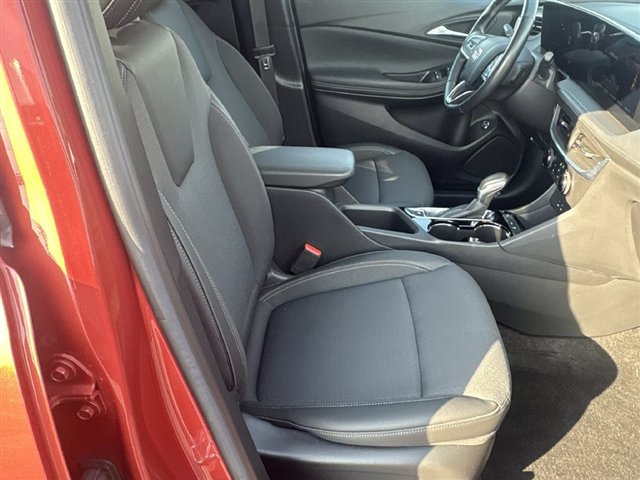 Certified 2024 Buick Encore GX Preferred w/ Comfort Package FWD image 26