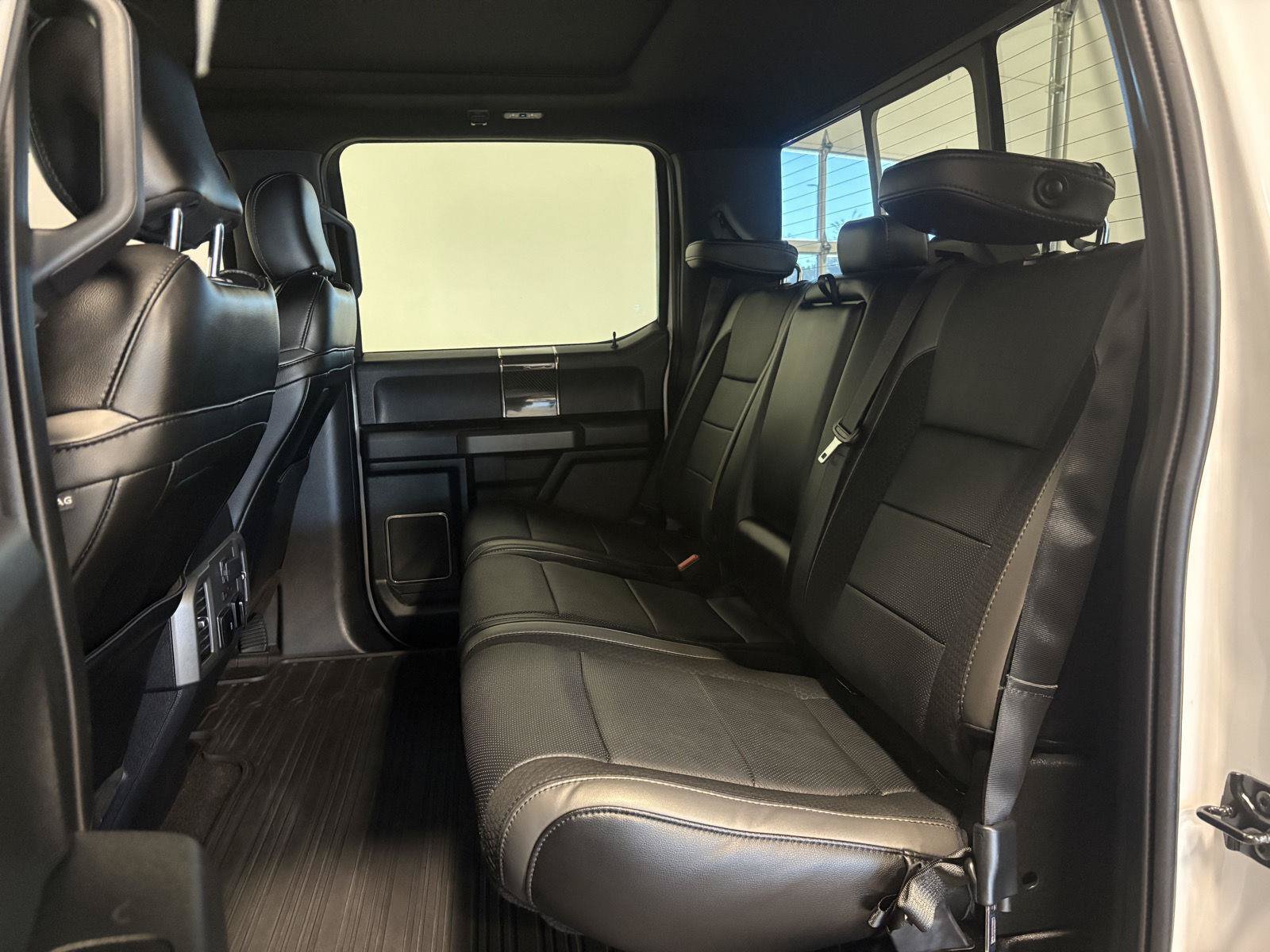 Used 2020 Ford F150 Raptor w/ Equipment Group 802A Luxury AWD/4WD image 39