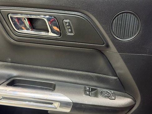 Used 2017 Ford Mustang Premium image 26