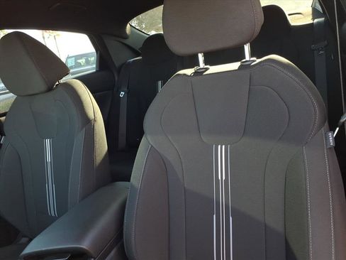 Certified 2025 Hyundai Elantra Sport image 12