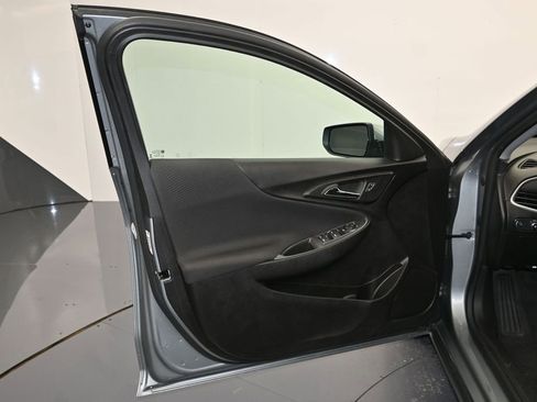 Used 2024 Chevrolet Malibu LT FWD image 10