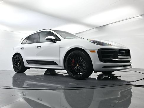 Certified 2025 Porsche Macan GTS AWD/4WD image 53