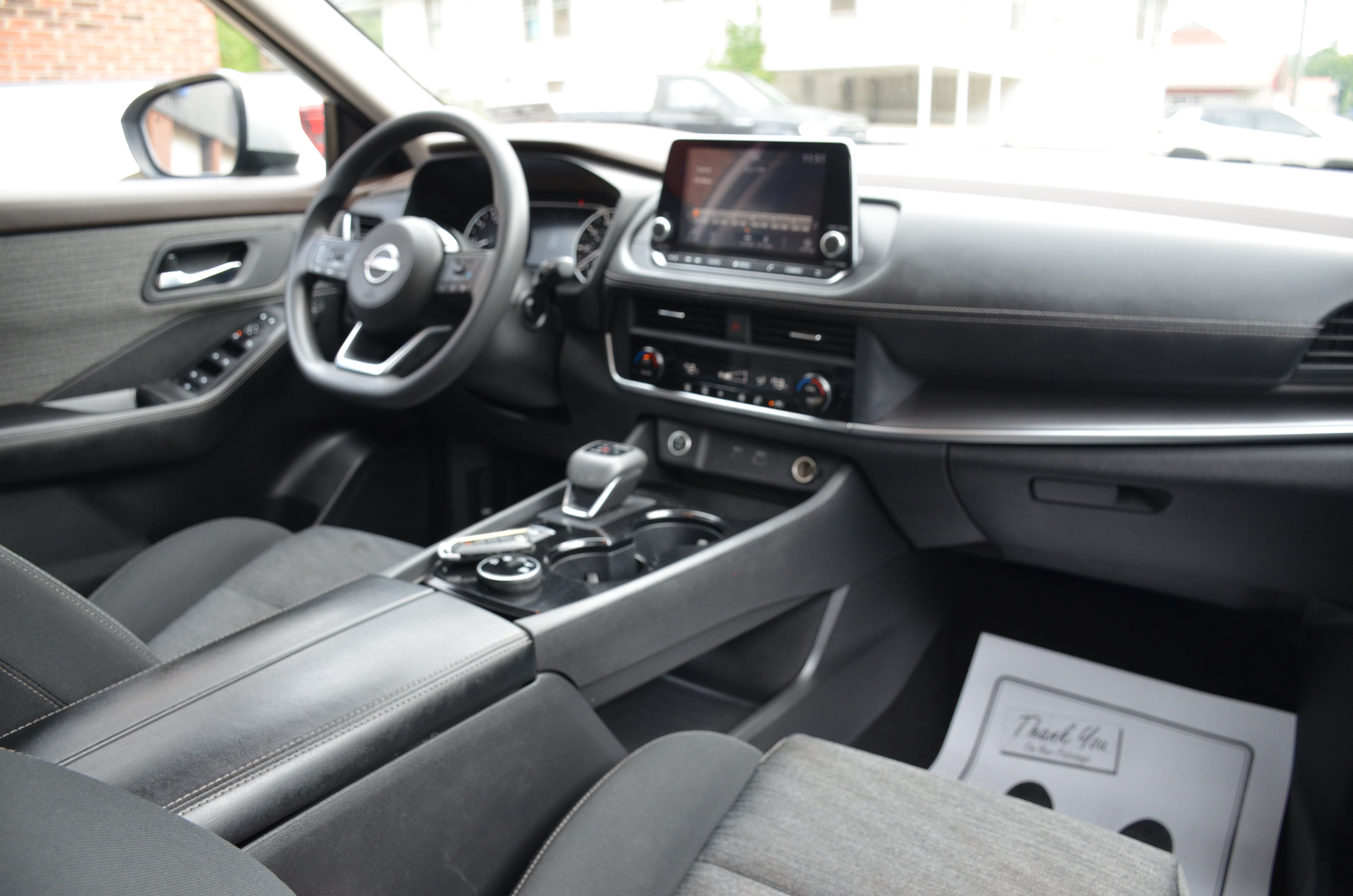 Used 2023 Nissan Rogue SV AWD/4WD image 38