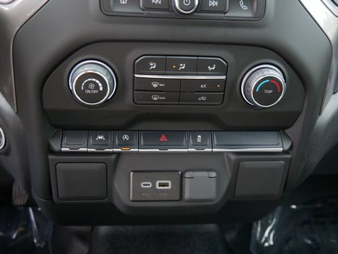 Used 2025 Chevrolet Silverado 1500 W/T w/ WT Value Package AWD/4WD image 23