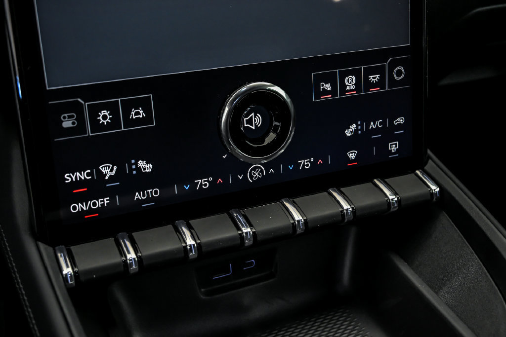 New 2027 GMC Terrain Elevation w/ Elevation Premium Package AWD/4WD image 15