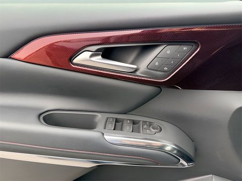 New 2026 Chevrolet Traverse RS w/ LPO, Floor Liner Package image 21