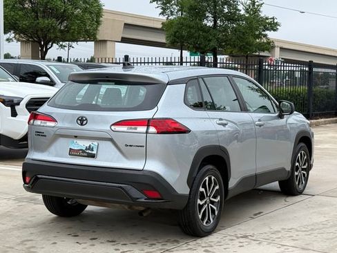 Used 2025 Toyota Corolla Cross AWD Hybrid image 7