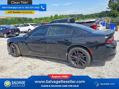 Used 2017 Dodge Charger R/T w/ Blacktop Package RWD image 3