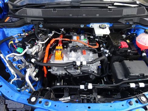 Certified 2025 Chevrolet Equinox EV LT w/ Convenience Package image 14