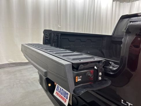 Used 2023 Chevrolet Silverado 1500 LT Trail Boss w/ Convenience Package II AWD/4WD image 33