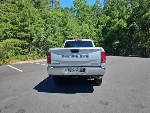 Used 2026 RAM 2500 Big Horn AWD/4WD image 6