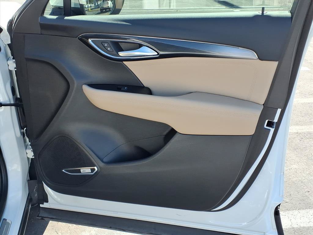Used 2025 Buick Envision Preferred AWD/4WD image 20
