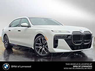 Used 2025 BMW 740i xDrive w/ Executive Package video 1