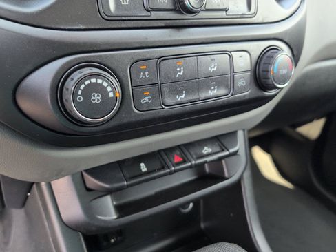 Used 2021 Chevrolet Colorado W/T w/ Custom Special Edition RWD image 19