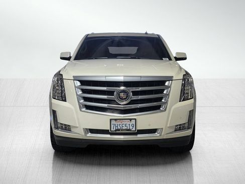 Used 2015 Cadillac Escalade Premium AWD/4WD image 2