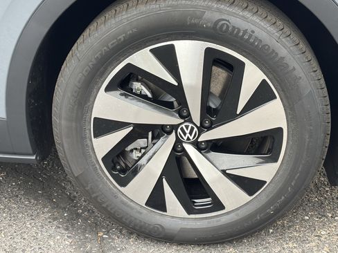 New 2026 Volkswagen ID.4 Pro image 6