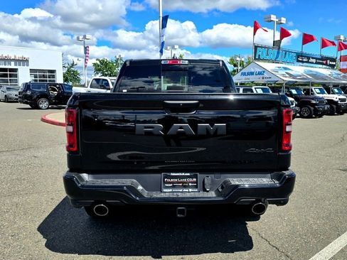 New 2026 RAM 1500 Express AWD/4WD image 5