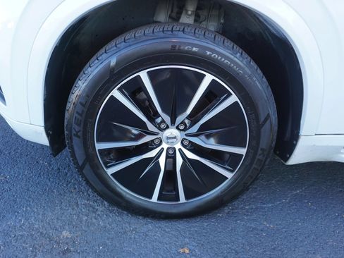 Used 2016 Volvo XC90 T5 Momentum AWD/4WD image 39