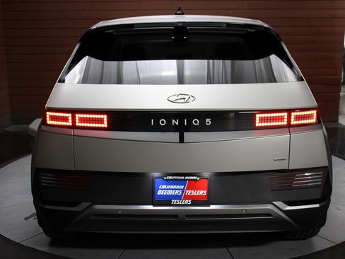 Used 2023 Hyundai Ioniq 5 SEL image 12