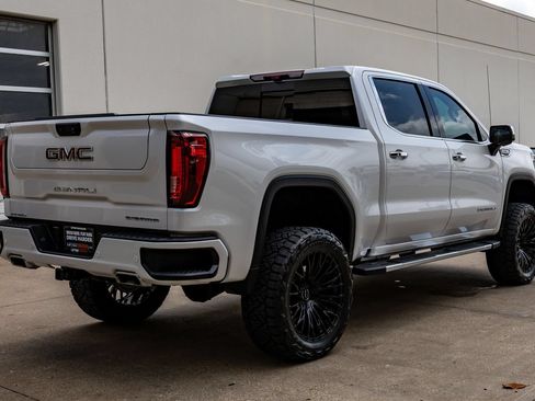 Used 2025 GMC Sierra 1500 Denali w/ Technology Package AWD/4WD image 10