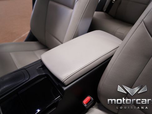 Used 2016 Lexus ES 350 w/ Accessory Package FWD image 36