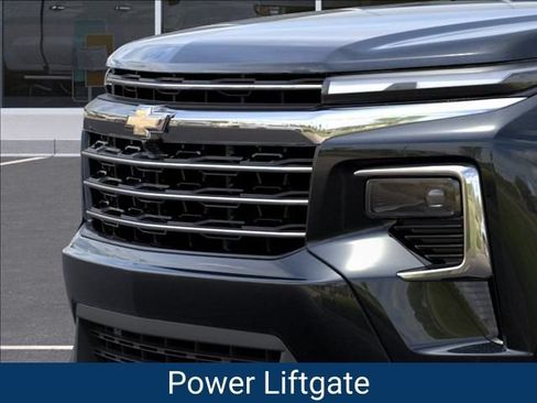 New 2027 Chevrolet Traverse LT w/ Driver Confidence Package FWD image 15