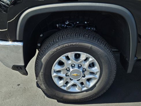 New 2025 Chevrolet Silverado 3500 LTZ w/ LTZ Premium Package image 4