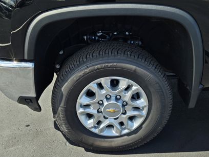 New 2025 Chevrolet Silverado 3500 LTZ w/ LTZ Premium Package