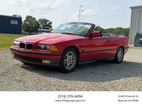 Used 1995 BMW 325i Convertible RWD image 1