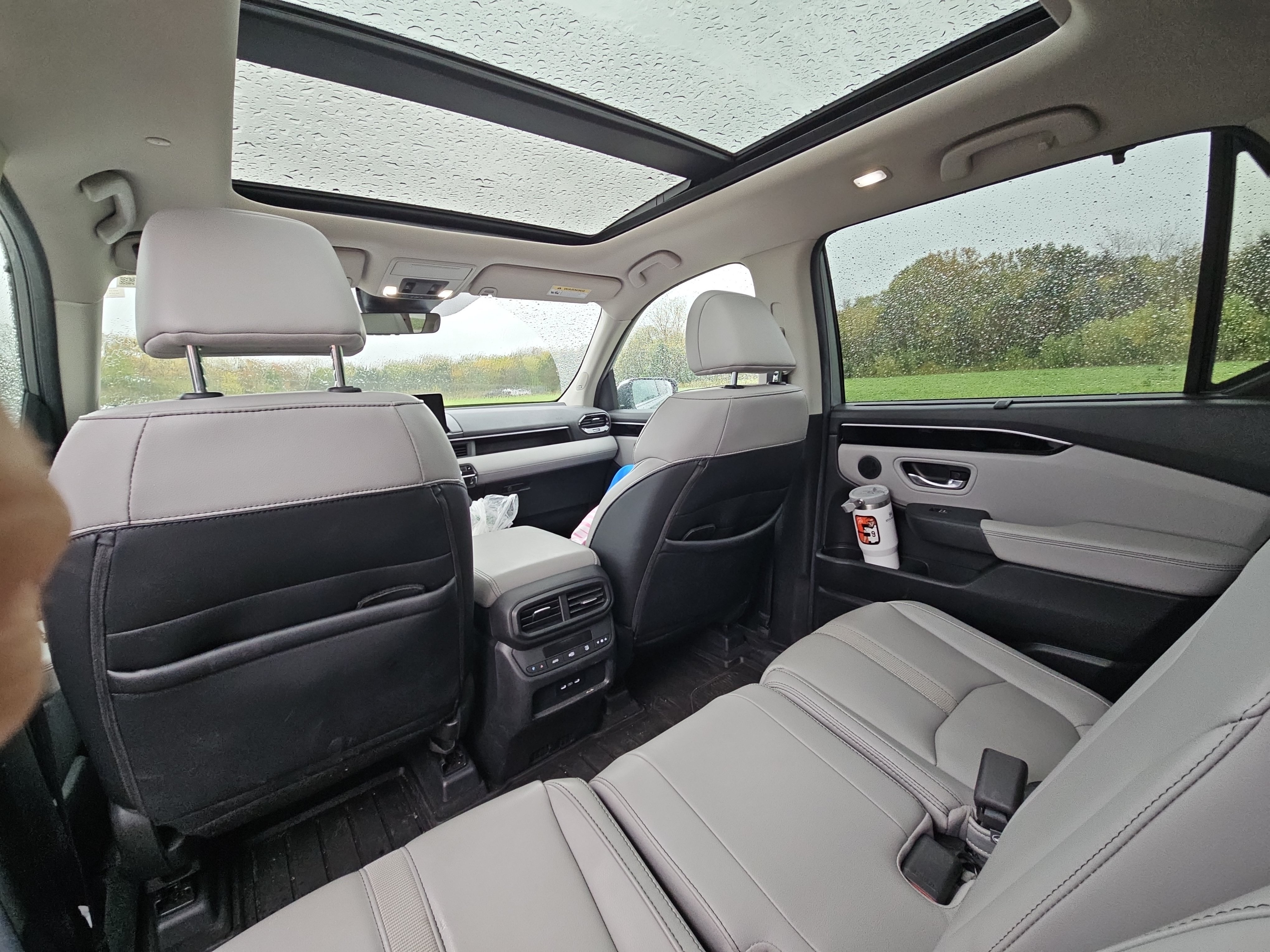 Used 2025 Honda Pilot Touring image 14