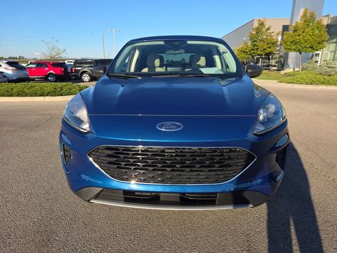Used 2022 Ford Escape SE w/ Convenience Package image 2