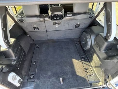 Used 2021 Jeep Wrangler Unlimited Rubicon w/ Uconnect 4C Nav & Sound Group AWD/4WD image 29
