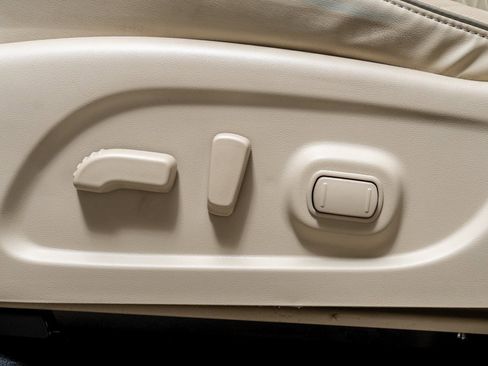 Used 2019 Nissan Murano Platinum w/ Cargo Package image 24