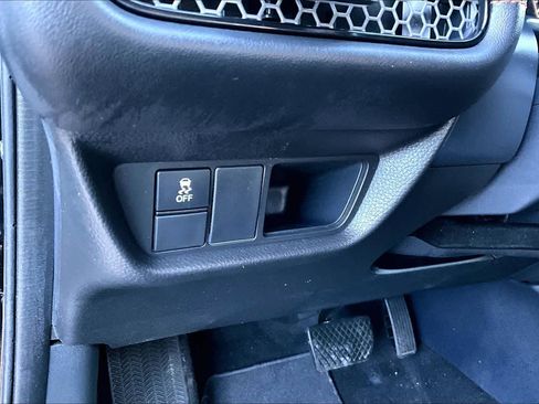 Used 2023 Honda HR-V Sport image 32