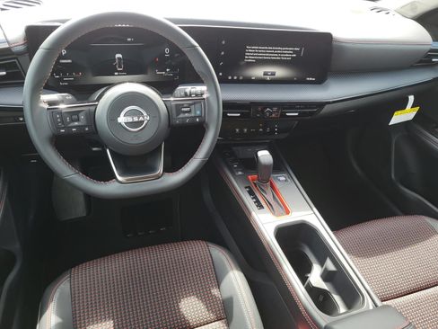 New 2026 Nissan Kicks SR FWD image 16