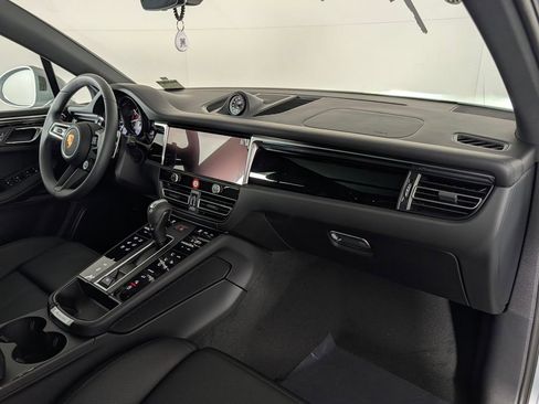 New 2026 Porsche Macan S image 19