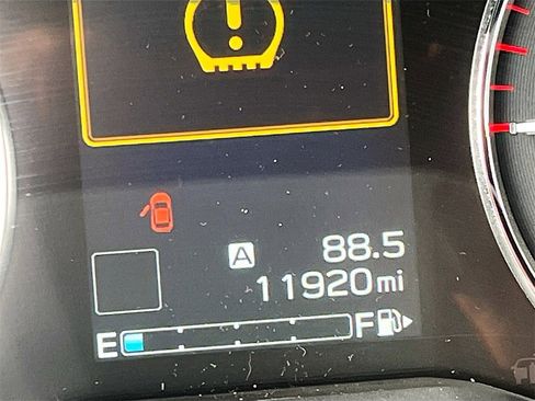 Used 2023 Subaru Impreza 2.0i Sport image 12