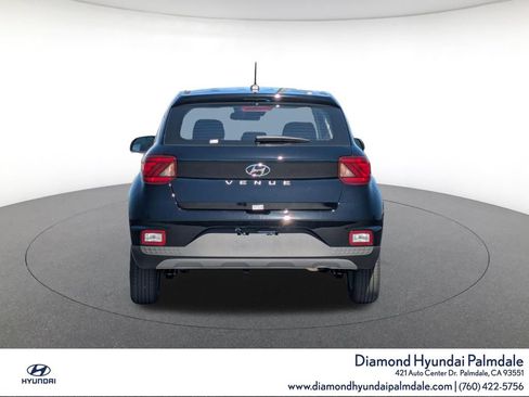 New 2026 Hyundai Venue SE FWD image 5