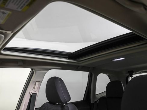 Used 2022 Subaru Forester Premium image 33