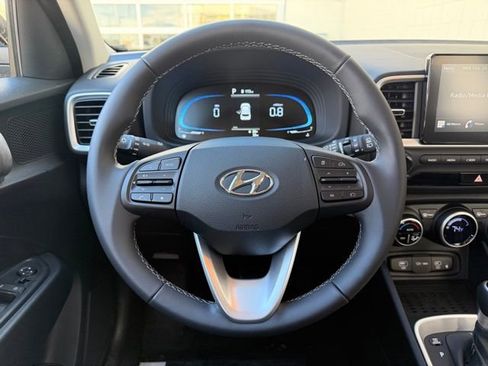 New 2026 Hyundai Venue SEL FWD image 16