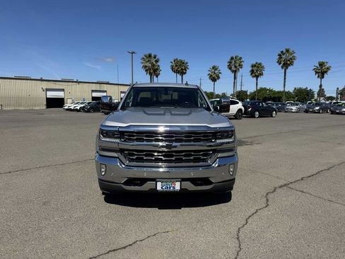 Used 2017 Chevrolet Silverado 1500 LTZ w/ LTZ Plus Package image 4