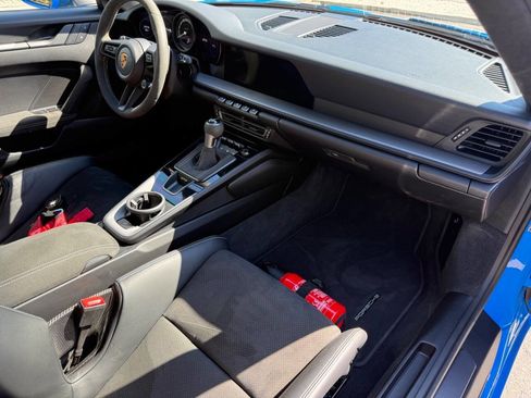Used 2022 Porsche 911 GT3 image 18