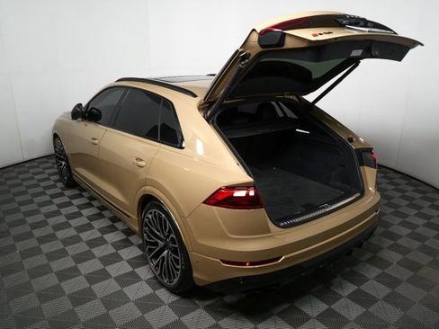 Used 2024 Audi SQ8 Prestige image 31