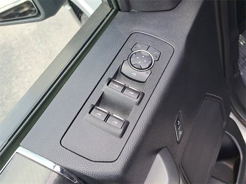 Used 2018 Ford F150 XLT w/ Equipment Group 302A Luxury image 21