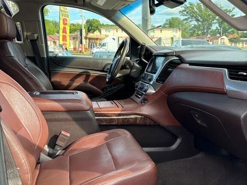 Used 2015 Chevrolet Tahoe LTZ AWD/4WD image 16